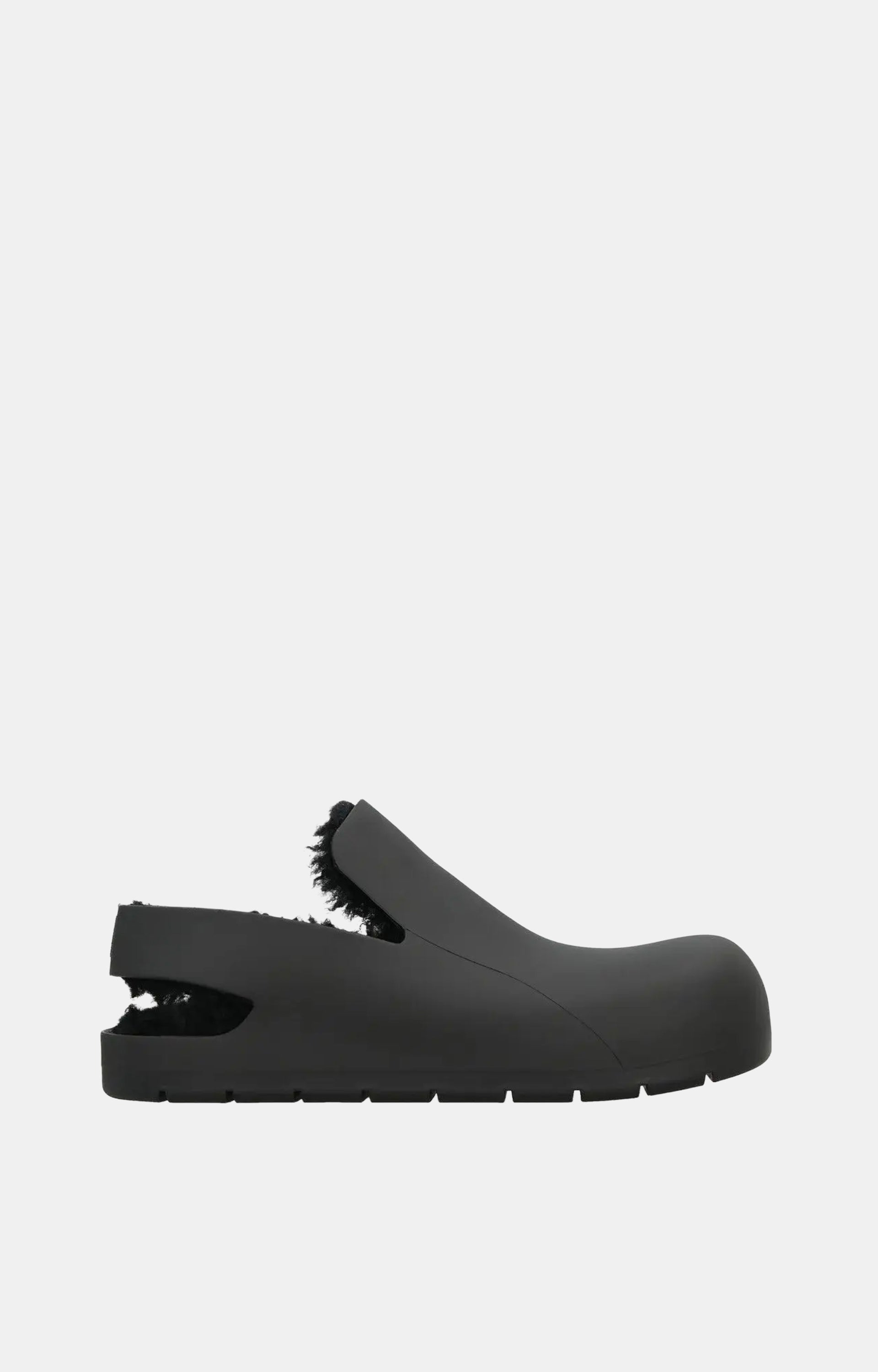 Bottega Veneta Off-White Puddle Shearling Sandals – THE RAAQ