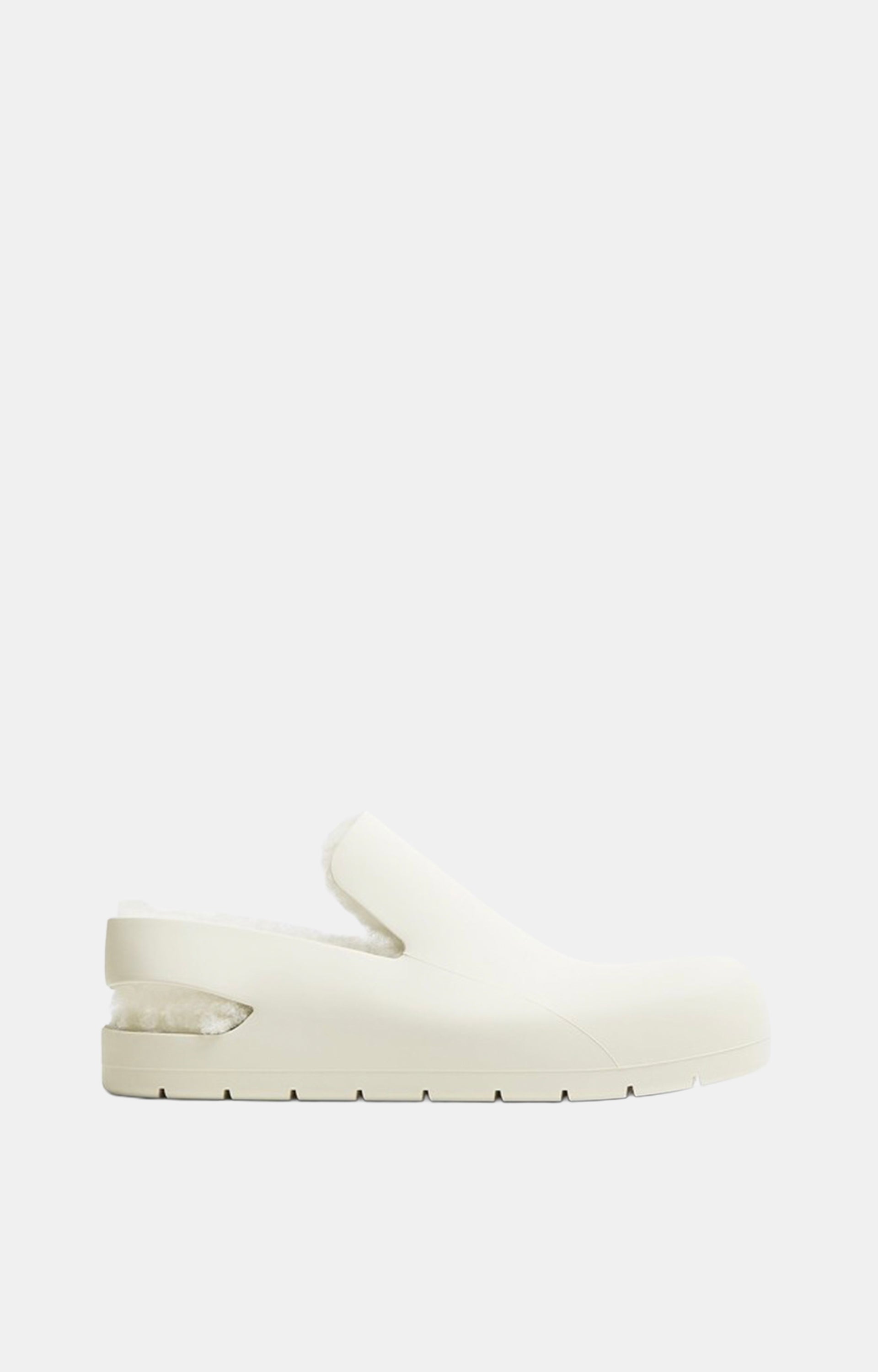 Bottega Veneta Off-White Puddle Shearling Sandals – THE RAAQ